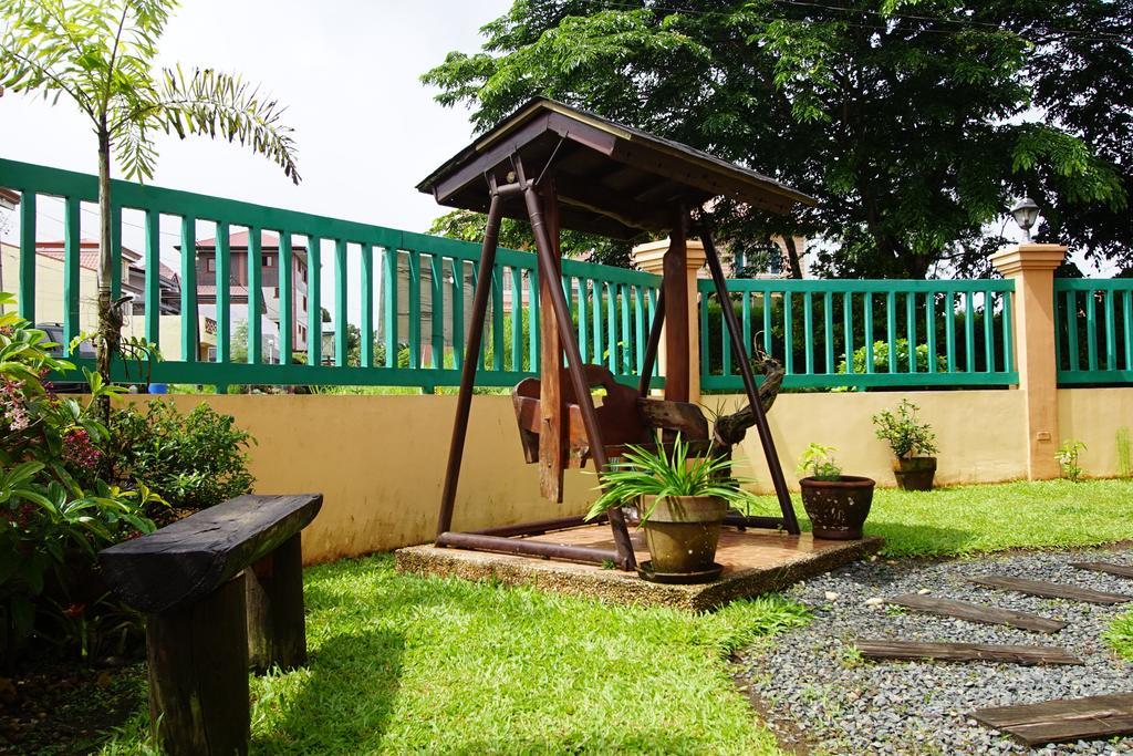 Charming Tagaytay Vacation Home Tagaytay City Eksteriør billede